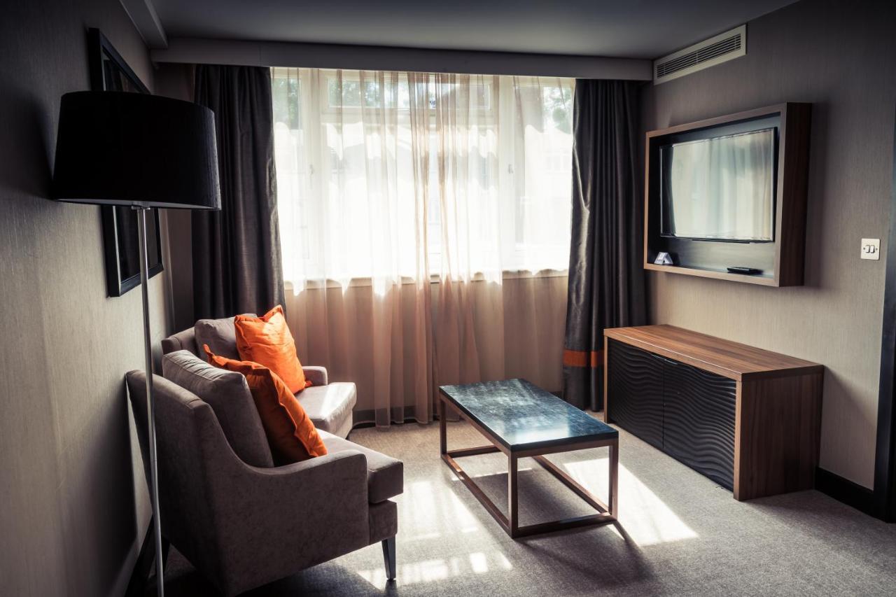 Hotel Crowne Plaza Gerrards Cross By Ihg Beaconsfield Exteriér fotografie