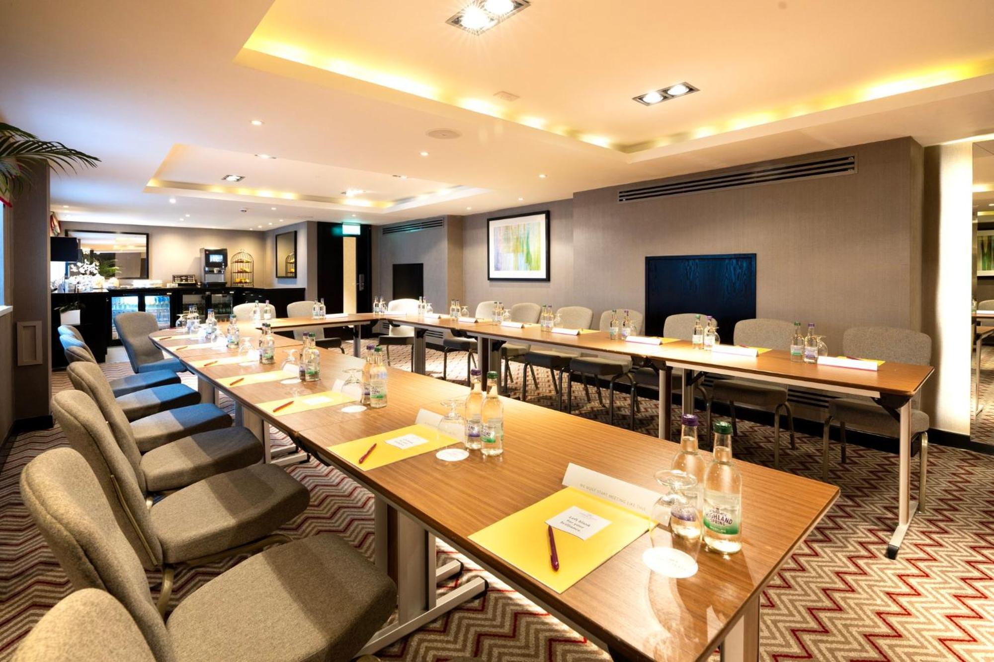 Hotel Crowne Plaza Gerrards Cross By Ihg Beaconsfield Exteriér fotografie