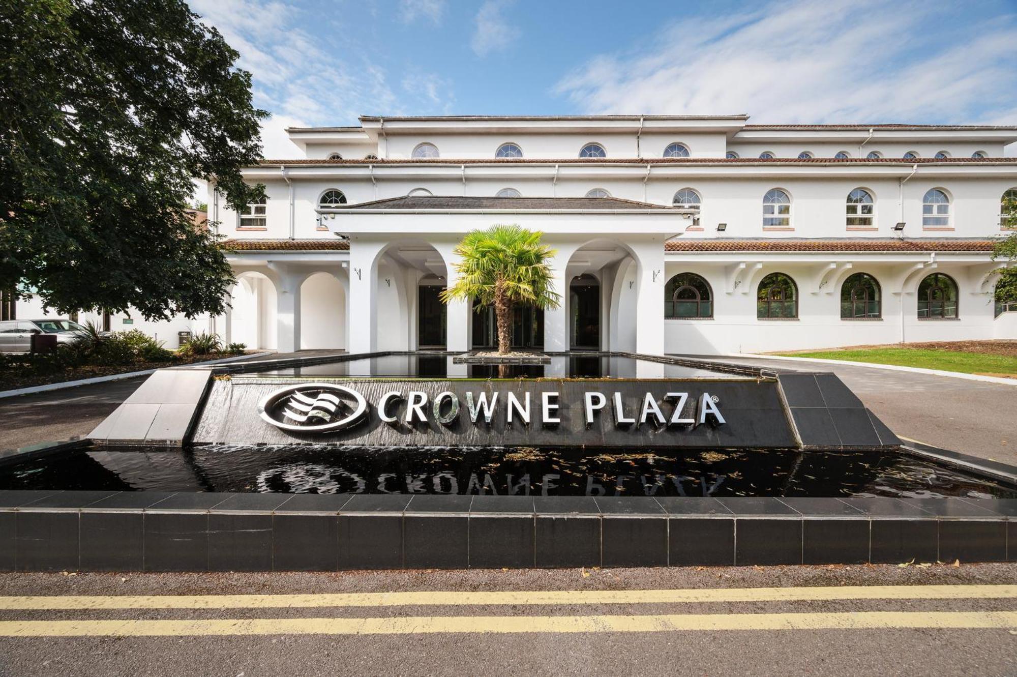 Hotel Crowne Plaza Gerrards Cross By Ihg Beaconsfield Exteriér fotografie