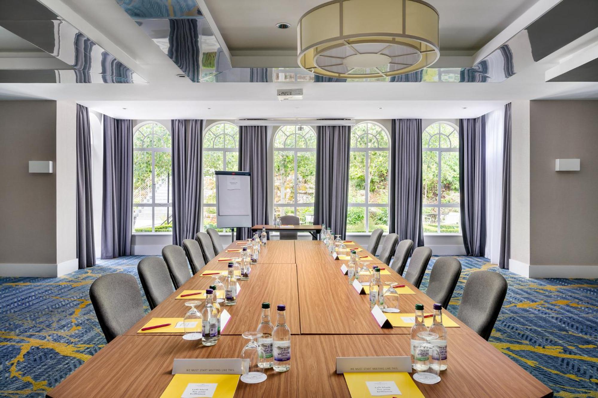 Hotel Crowne Plaza Gerrards Cross By Ihg Beaconsfield Exteriér fotografie