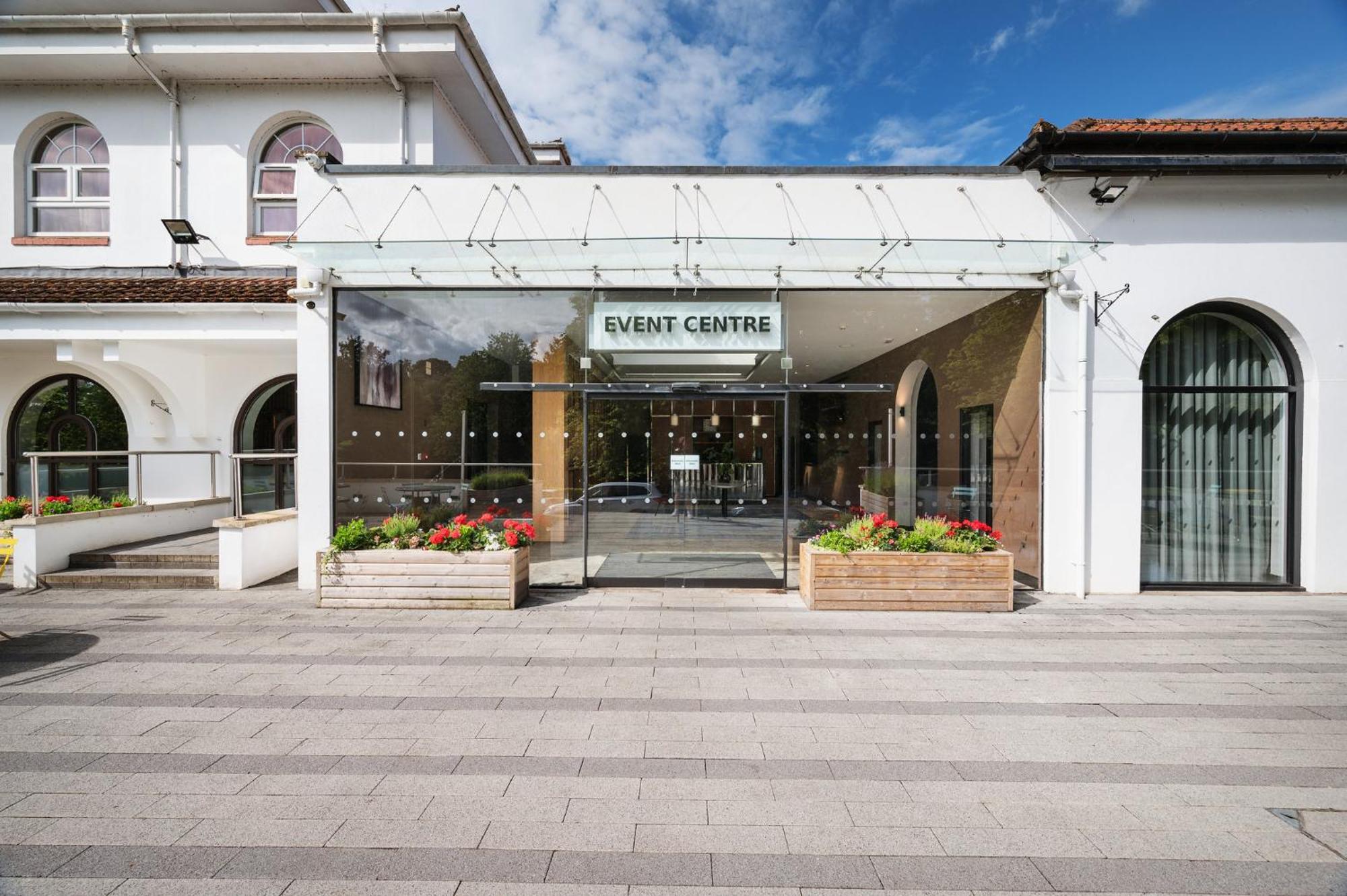 Hotel Crowne Plaza Gerrards Cross By Ihg Beaconsfield Exteriér fotografie